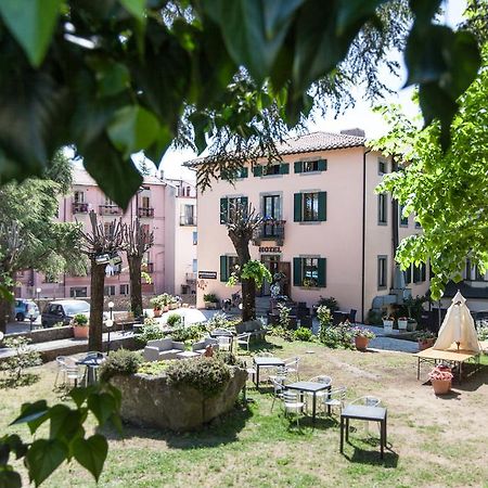 Hotel Fabbrini อับบาเดียซานซัลวาตอเร ภายนอก รูปภาพ